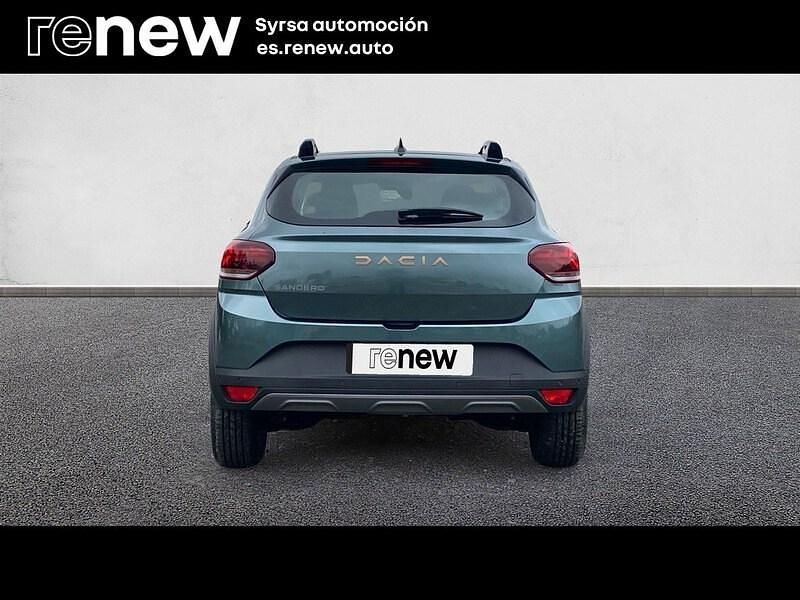 Usado Dacia Sandero Extreme 100 CV (73 kW) 2025 Verde Berlina