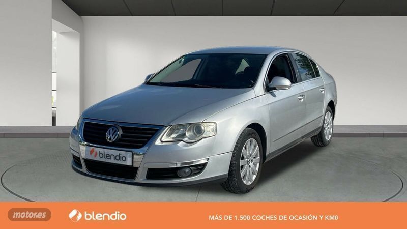 Gris Usado 2008 VW Passat Trendline Familiar | 7390 € (Un poco caro) - Imagen 1/4