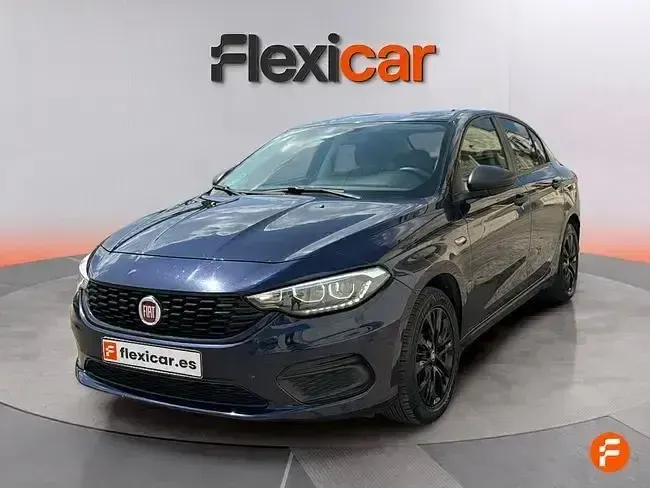 Usado Fiat Tipo Lounge 95 CV (69 kW) 2019 Negro Berlina