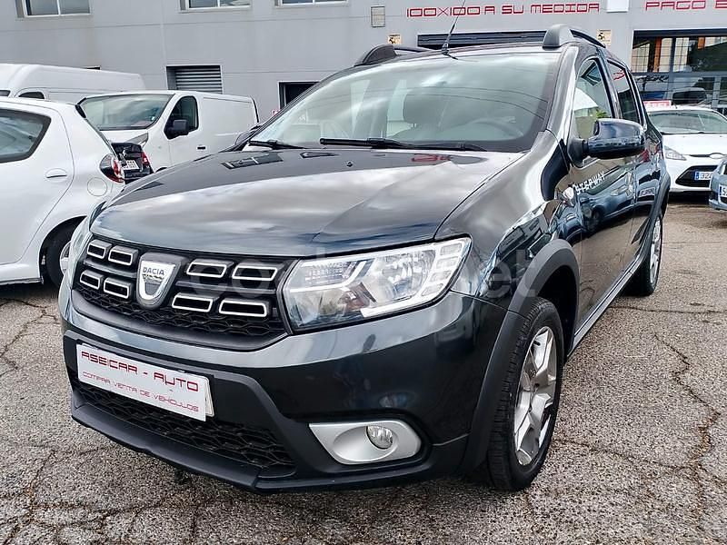 Gris / plata Usado 2017 Dacia Sandero Stepway Berlina | 5900 € (Precio justo) - Imagen 1/4