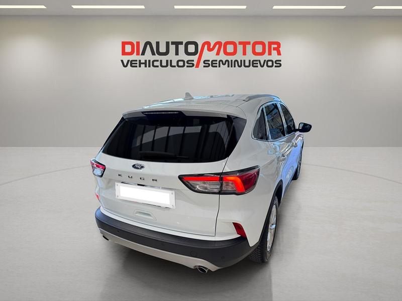Usado Ford Kuga Titanium 120 CV (88 kW) 2022 Blanco SUV