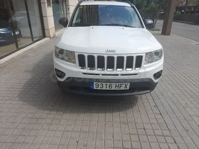 Usado Jeep Compass Limited 136 CV (100 kW) 2011 Blanco SUV