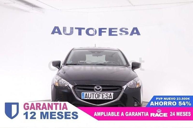 Usado Mazda 2 Style 90 HP (66 kW) 2017 Preto Sedan