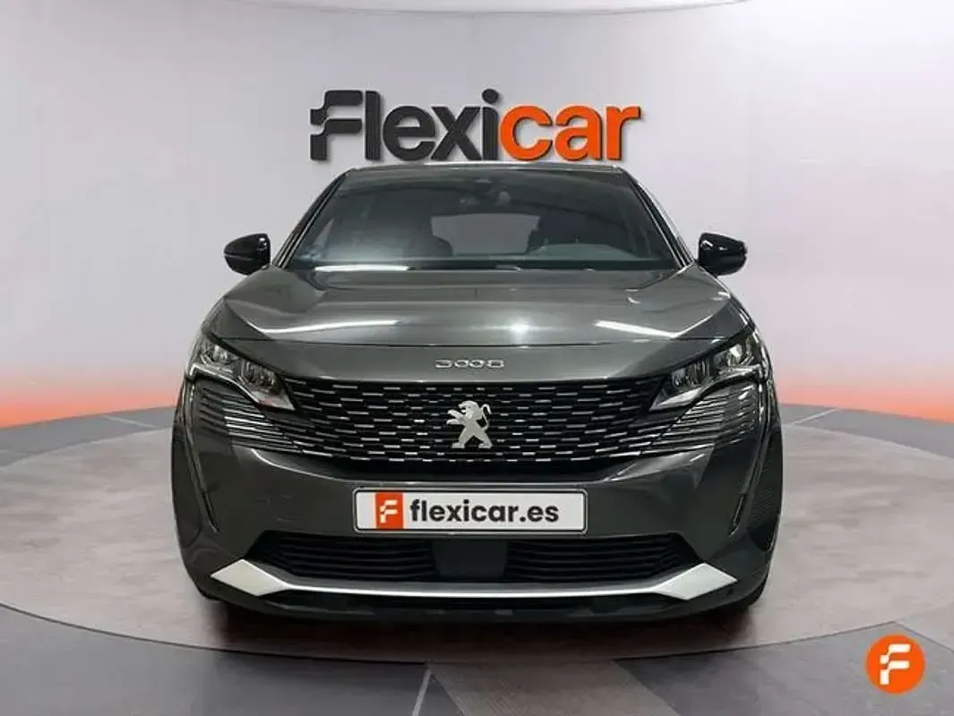 Usado Peugeot 3008 Allure 179 CV (131 kW) 2023 Negro SUV