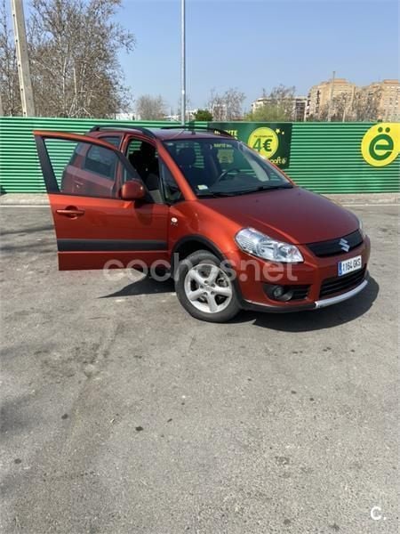 Rojo Usado 2009 Suzuki SX4 GL SUV | 5500 € (Caro) - Imagen 1/4