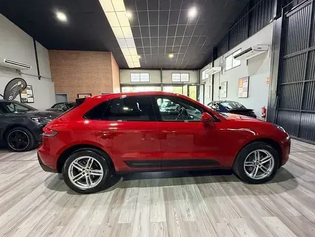 Usado Porsche Macan 265 CV (194 kW) 2023 Rojo SUV