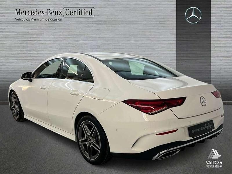 Usado Mercedes CLA180 AMG line 136 CV (100 kW) 2023 Berlina