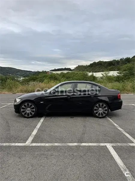 Usado BMW 318 122 CV (89 kW) 2006 Negro Berlina
