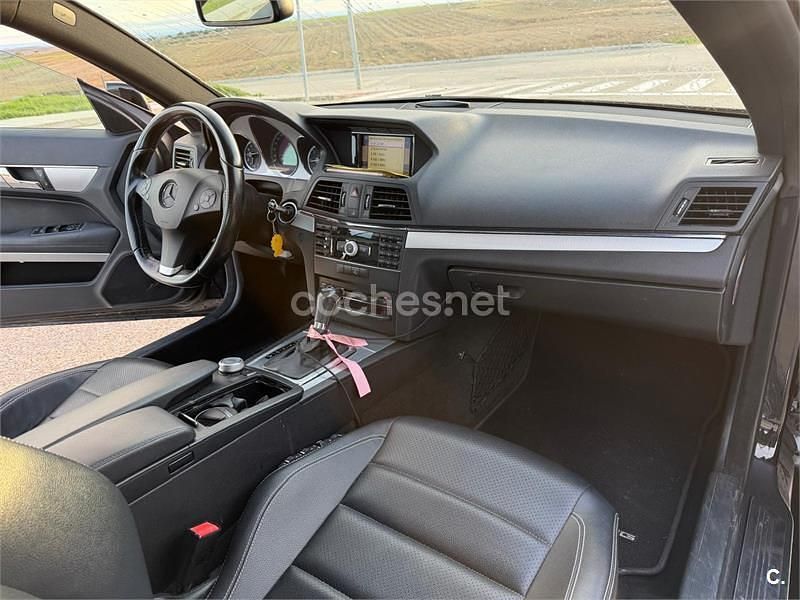 Usado Mercedes E220 Elegance 170 CV (125 kW) 2011 Negro Coupe