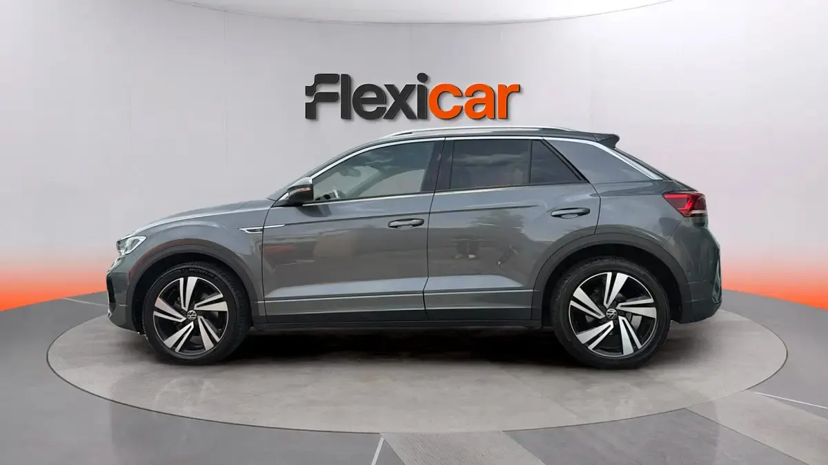 Usado VW T-Roc R-line 150 CV (110 kW) 2022 Gris SUV