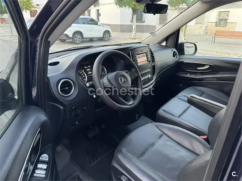 Usado Mercedes Vito Marco Polo 190 CV (139 kW) 2020 Azul Van