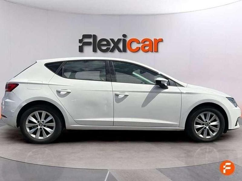 Usado Seat Leon ST Reference 116 HP (85 kW) 2018 Branco Carrinha