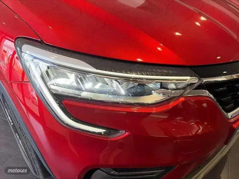 Usado Renault Arkana Equilibre 94 CV (69 kW) 2022 Rojo SUV