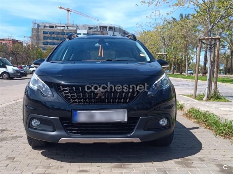 Negro Usado 2020 Peugeot 2008 GT-line SUV | 9990 € (Super precio) - Imagen 1/4
