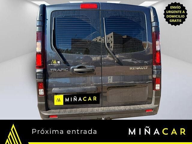 Usado Renault Trafic 110 CV (80 kW) 2024 Blanco Monovolumen
