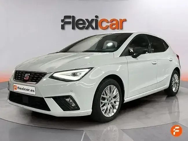 Usado Seat Ibiza XCELLENCE 115 CV (84 kW) 2024 Blanco Utilitario
