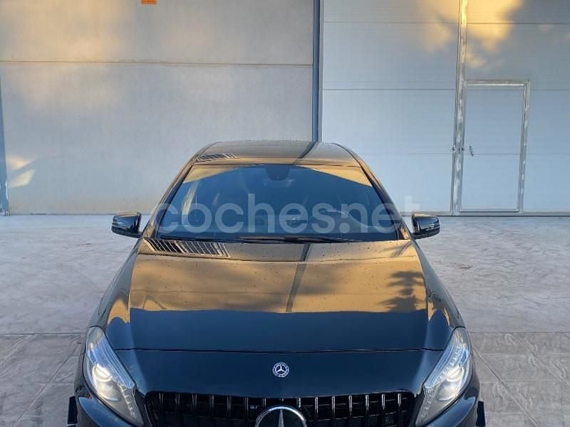 Negro Usado 2014 Mercedes A45 AMG AMG Berlina | 26.999 € (Precio justo) - Imagen 1/4