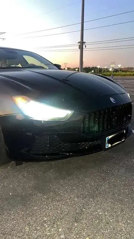 Usado Maserati Ghibli 275 CV (202 kW) 2017 Negro Berlina