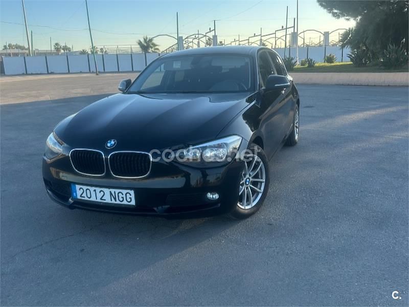Usado BMW 116 122 CV (89 kW) 2012 Negro Utilitario