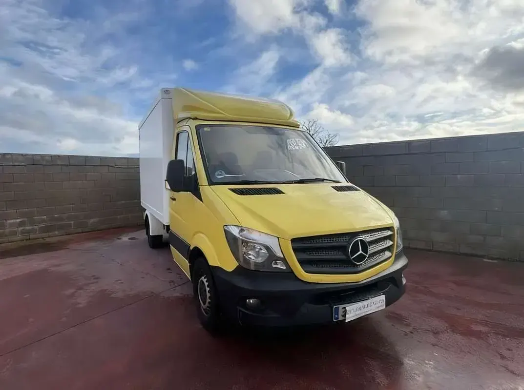 Usado Mercedes Sprinter 143 CV (105 kW) 2017 Amarillo Van
