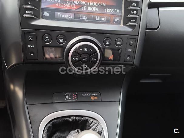 Usado Toyota Verso Advance 112 CV (82 kW) 2016 Gris / plata Monovolumen