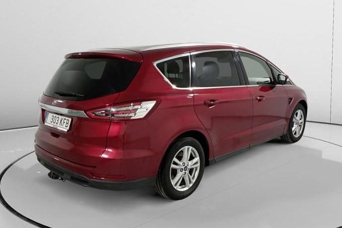 Usado Ford S-MAX Titanium 180 CV (132 kW) 2017 Monovolumen