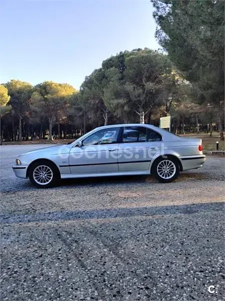 Usado BMW 528 193 CV (141 kW) 2000 Azul Berlina