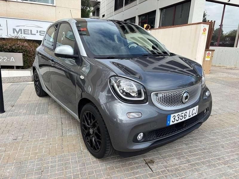 Usado Smart ForFour Electric Drive 60 kW (82 CV) 2020 Gris Utilitario