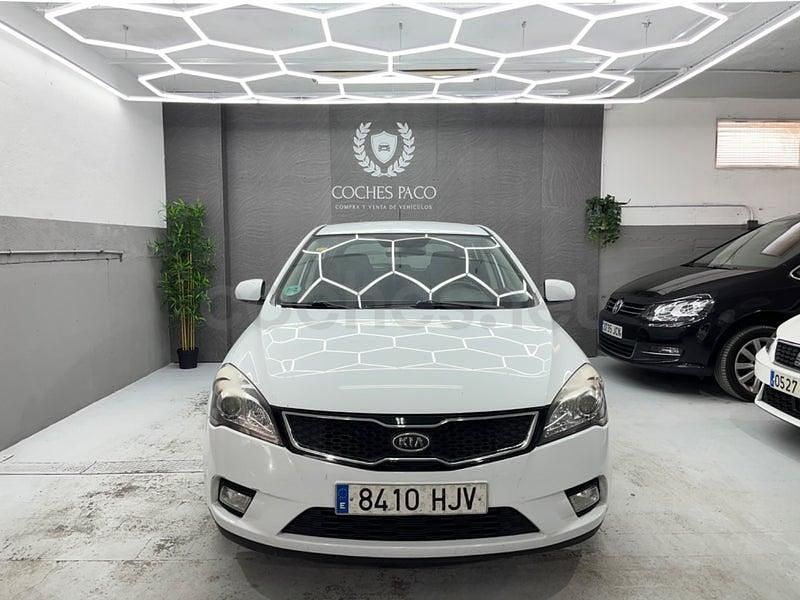 Usado Kia Ceed 100 CV (73 kW) 2012 Blanco Utilitario