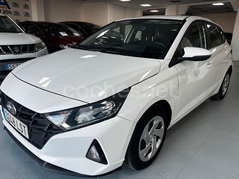 Blanco Usado 2021 Hyundai i20 Berlina | 13.500 € (Precio justo) - Imagen 1/4