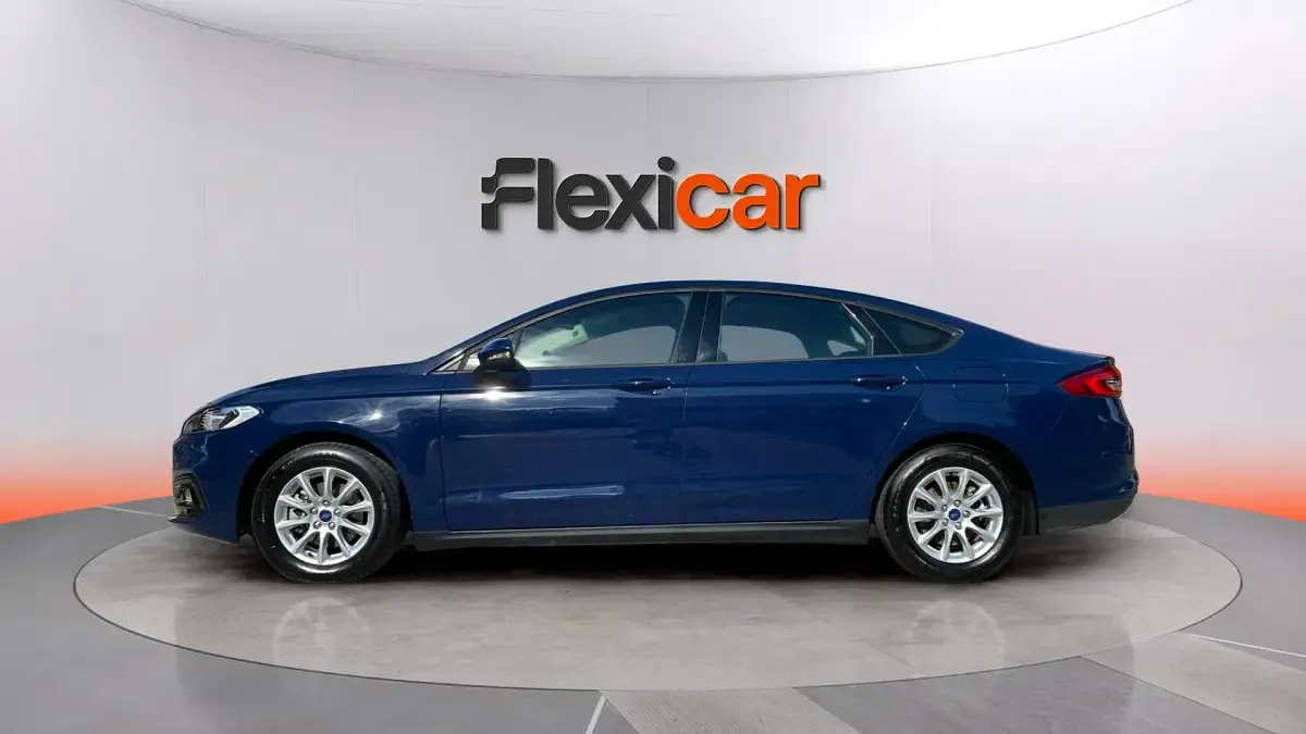 Usado Ford Mondeo ST-Line 188 CV (138 kW) 2021 Azul Familiar