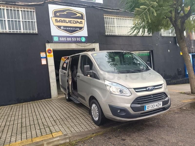 Usado Ford Tourneo Titanium 125 CV (91 kW) 2014 Beige Monovolumen