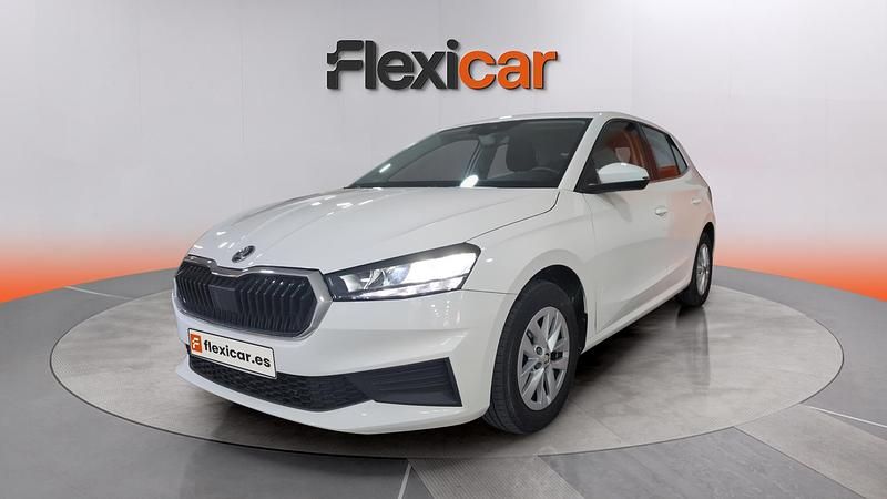 Usado Skoda Fabia Ambition 95 CV (69 kW) 2023 Blanco Utilitario