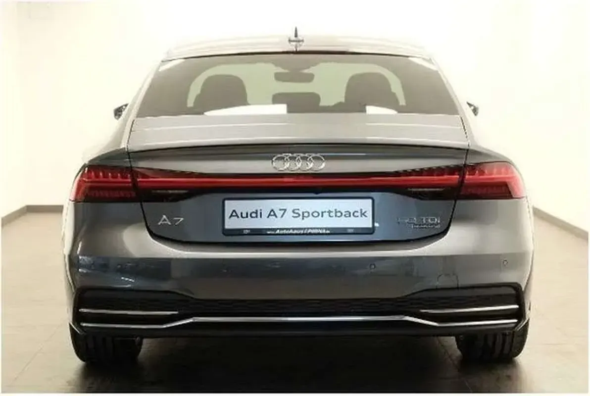 Usado Audi A7 S-Line 286 CV (210 kW) 2018 Gris Utilitario