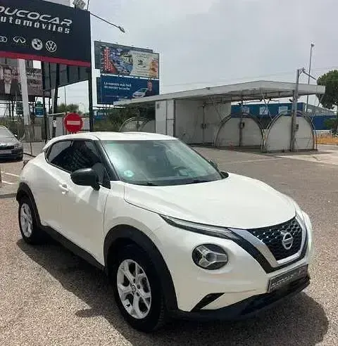 Usado Nissan Juke Acenta 114 CV (83 kW) 2022 Blanco SUV