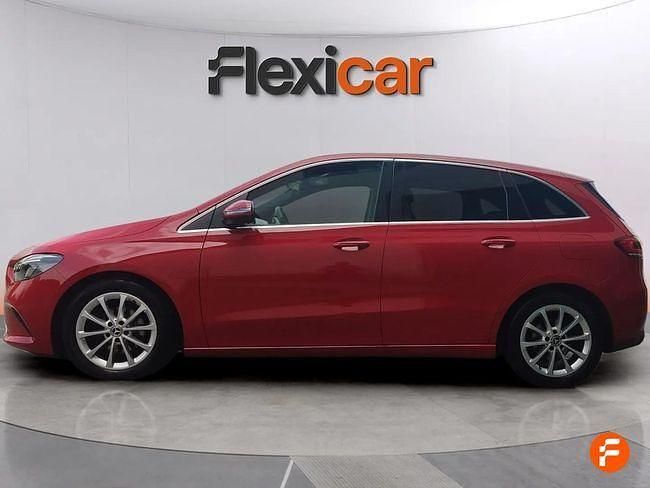 Usado Mercedes B180 136 CV (100 kW) 2019 Granate Monovolumen