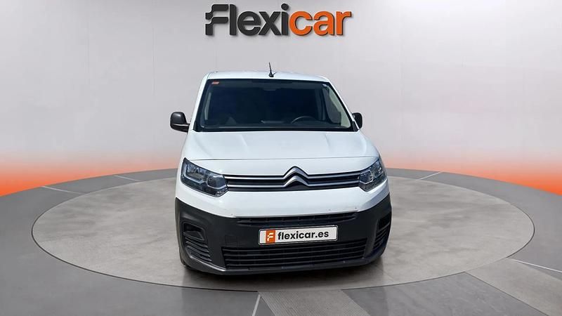 Usado Citroën Berlingo 99 CV (72 kW) 2021 Blanco Monovolumen