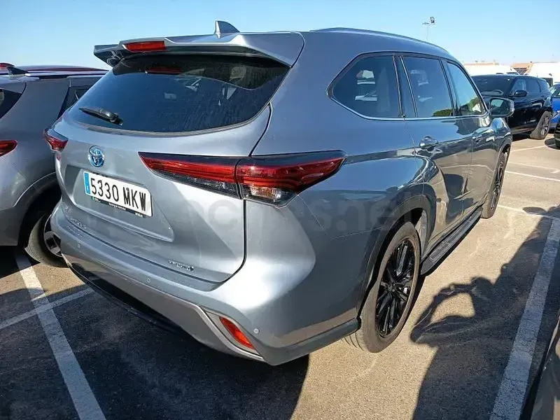 Usado Toyota Highlander Luxury 246 CV (180 kW) 2024 Azul SUV