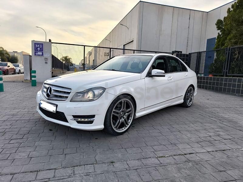 Usado Mercedes C220 Avantgarde 170 CV (125 kW) 2013 Blanco Berlina