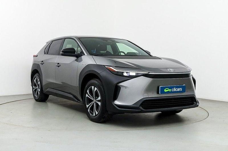 Usado Toyota bZ4X Advance 150 kW (204 CV) 2023 Eléctrico SUV