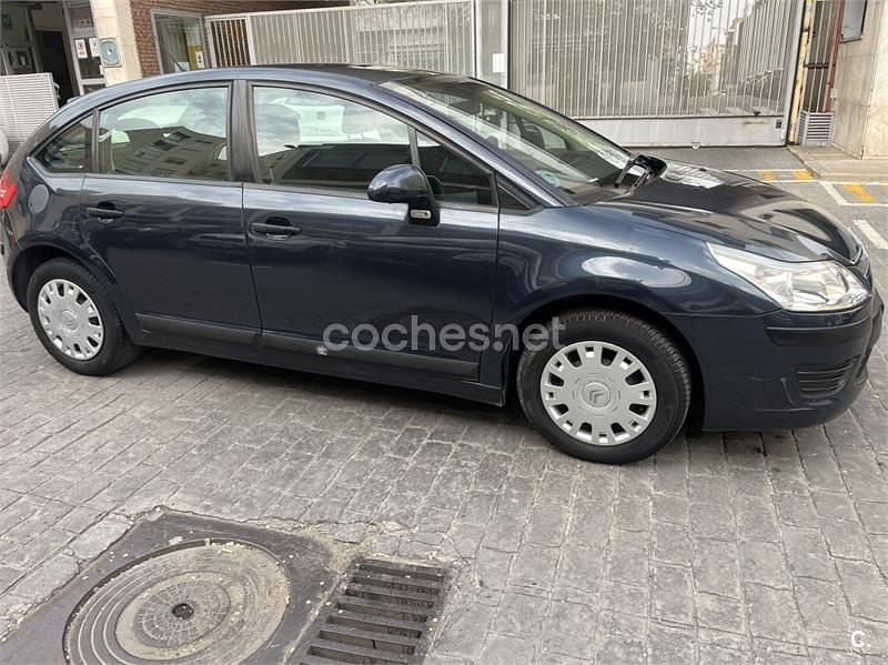Usado Citroën C4 90 HP (66 kW) 2009 Verde Sedan