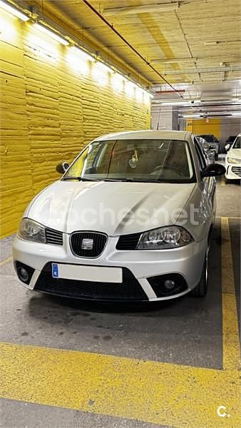 Usado Seat Ibiza Sport 105 CV (77 kW) 2009 Gris / plata Berlina