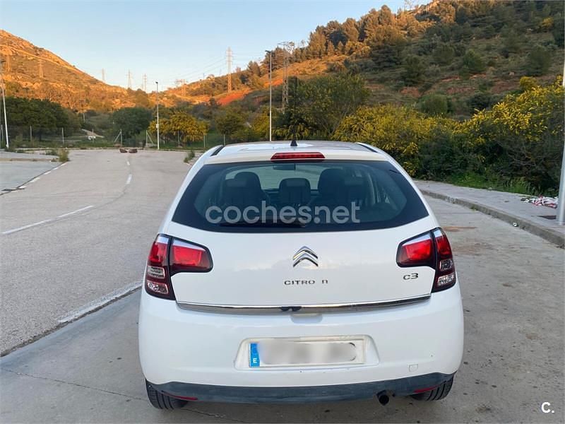 Usado Citroën C3 PureTech 68 CV (50 kW) 2015 Blanco Berlina
