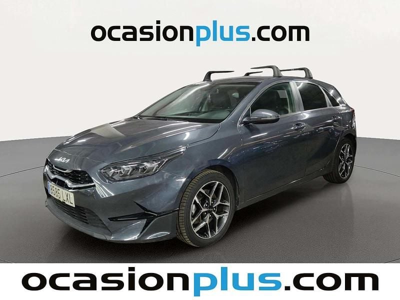 Gris Usado 2022 Kia Ceed Utilitario | 16.728 € (Precio justo) - Imagen 1/4