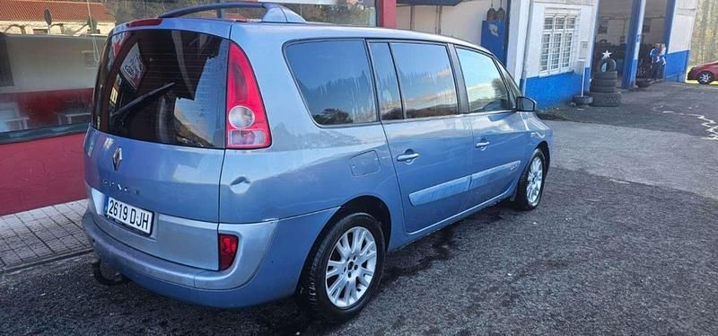 Usado Renault Espace Dynamique 150 CV (110 kW) 2005 Azul Monovolumen