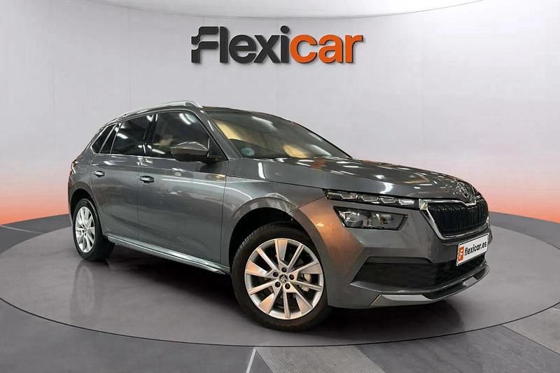 Gris Usado 2022 Skoda Kamiq Style SUV | 18.490 € (Precio justo) - Imagen 1/4