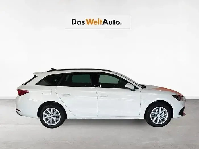 Usado Seat Leon Style 116 CV (85 kW) 2025 Blanco