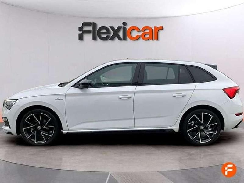 Usado Skoda Scala Monte Carlo 150 CV (110 kW) 2023 Blanco Utilitario