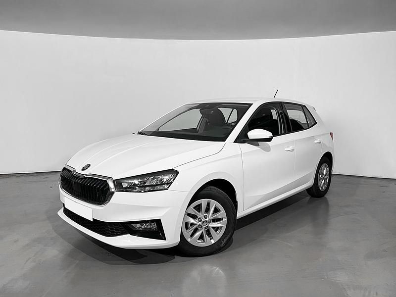 Blanco candy Usado 2025 Skoda Fabia Selection | 16.590 € (Precio justo) - Imagen 1/4