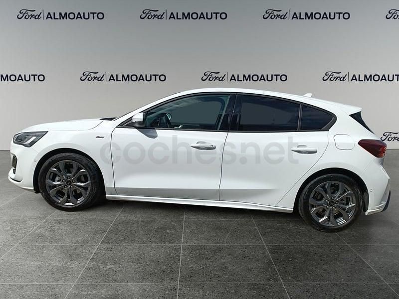 Usado Ford Focus ST-Line 125 HP (91 kW) 2024 Branco Sedan